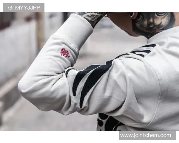 专访杨秀英:揭示滑板运动背后的成功秘诀与成长故事 专访杨秀英:揭示滑板运动背后的成功秘诀与成长故事