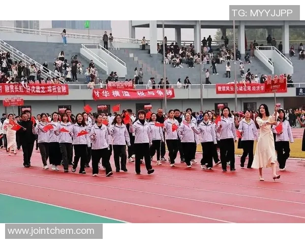 全国街舞大赛特别报道：西安飞盘队如何逆袭成冠军的精彩历程