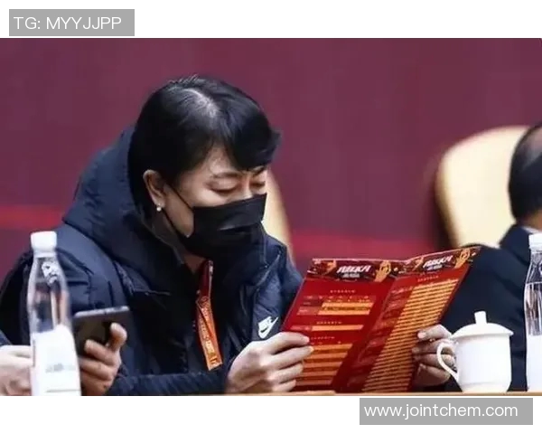 王芳专访揭秘篮球成功秘诀与背后故事的深度解析