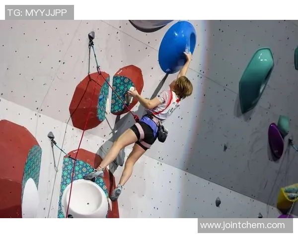 重庆攀岩队的训练节奏与发展趋势深度解析 重庆攀岩队的训练节奏与发展趋势深度解析